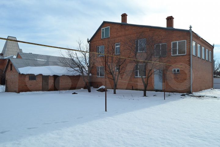 Дом 300 м² на участке 11 сот.