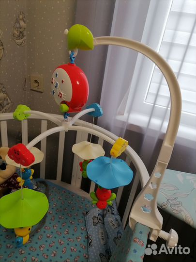 Мобиль на детскую кроватку