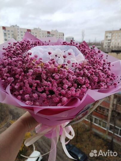 Клубника в шоколаде с цветами