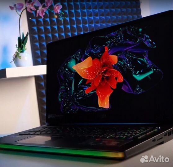 Мощный игровой ноутбук MSI с подсветкой клавиатуры