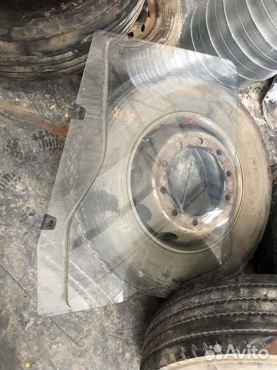 Стекло двери RH / TGA (MAN)