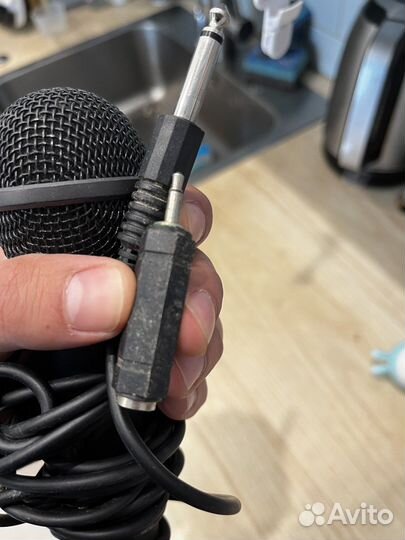 Микрофон с длинным шнуром Hama 46036 imp 600