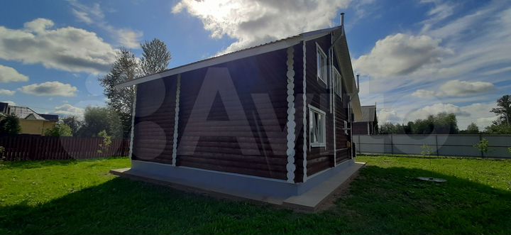 Коттедж 167,7 м² на участке 9,5 сот.