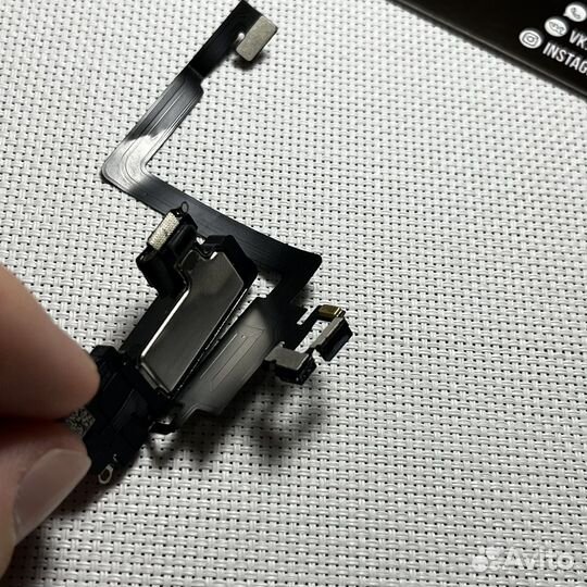 Верхний шлейф iPhone 11 pro Max