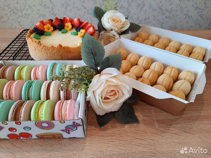 Торт, макарон, зефир, меренговый рулет с доставкой