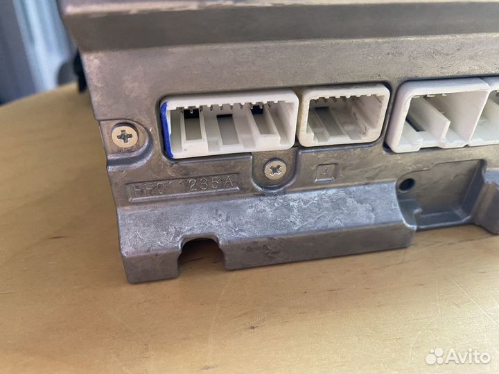 Магнитола на toyota corolla