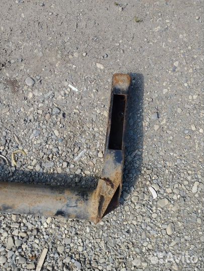 Фаркоп Subaru Legasy BD