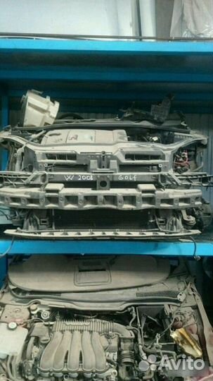 Панель радиаторов Volkswagen Golf 5