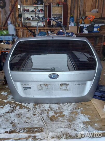 Крышка багажника Субару Форестер сг5
