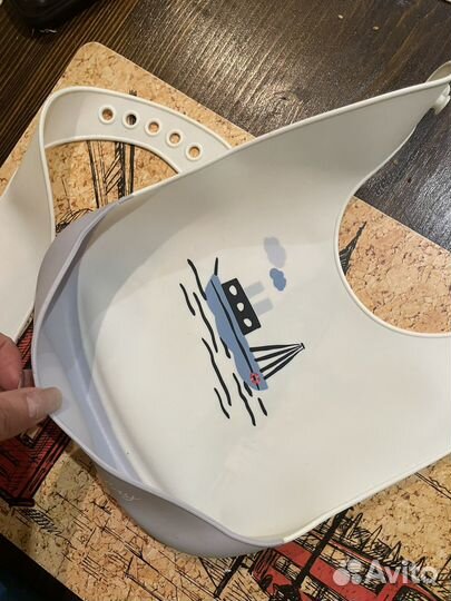 Слюнявчик силиконовый