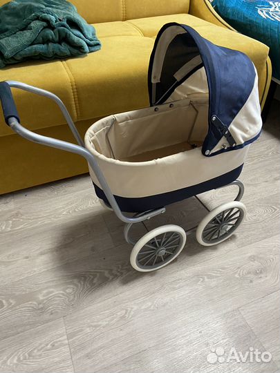 Коляска для кукол