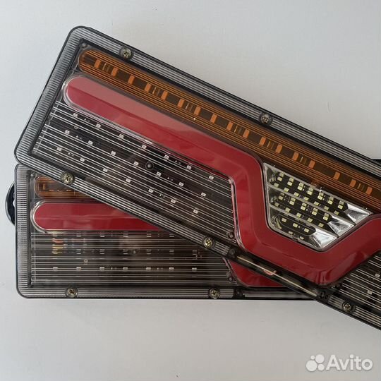 Задние фонари для грузовиков и прицепов