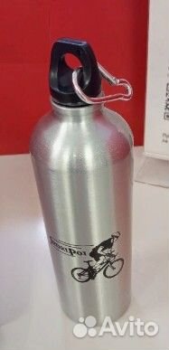 Бутылка для воды из алюминия с карабином