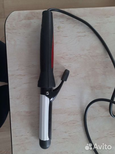 Щипцы для завивки волос