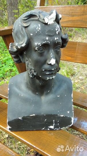 Бюст А. С. Пушкина
