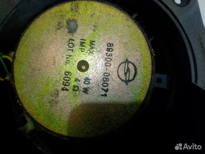 Динамик (SsangYong Rexton)