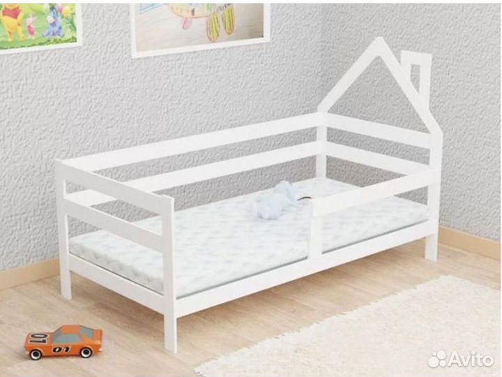 Детская кровать домик