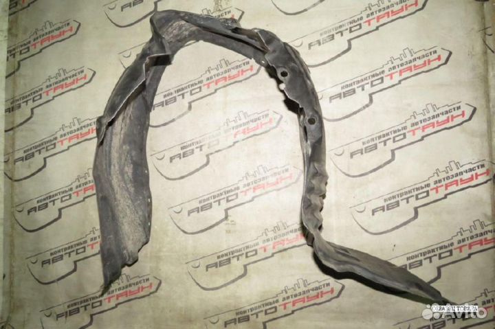 Подкрылок mazda axela mazda3 BK BK3P BK5P bkep передний левый BP4K56140E