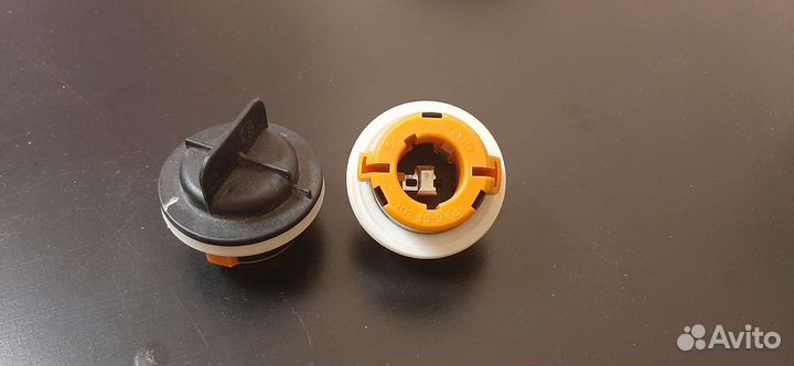 Патрон повторителя поворота Рено Логан 2