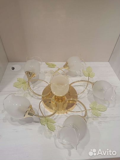 Люстра потолочная