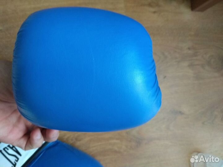 Боксерские перчатки, бинты боксерские