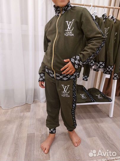 Костюм тройка детский