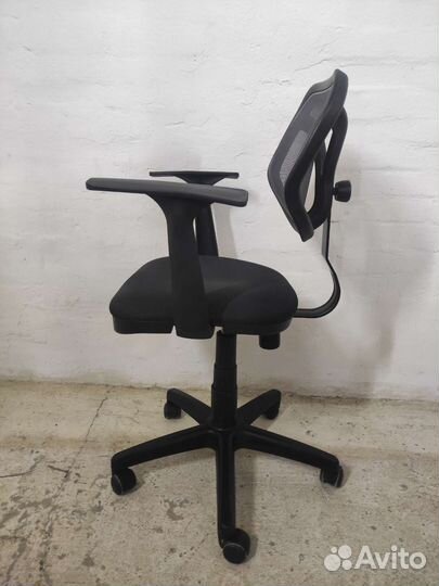 Офисное кресло сетка бу