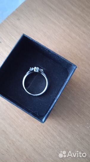 Серебряное кольцо женское