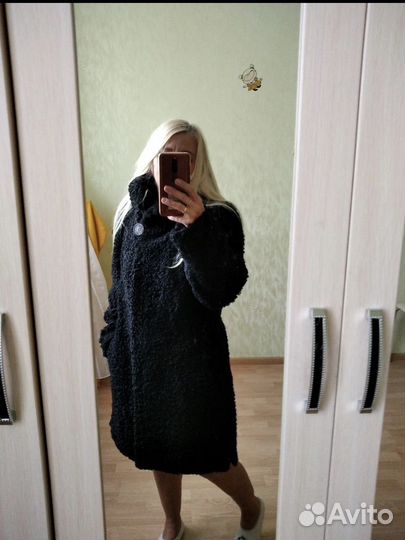 Шуба каракулевая