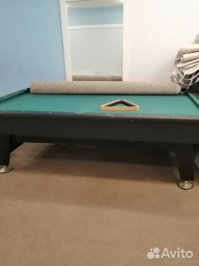 Бильярдный стол