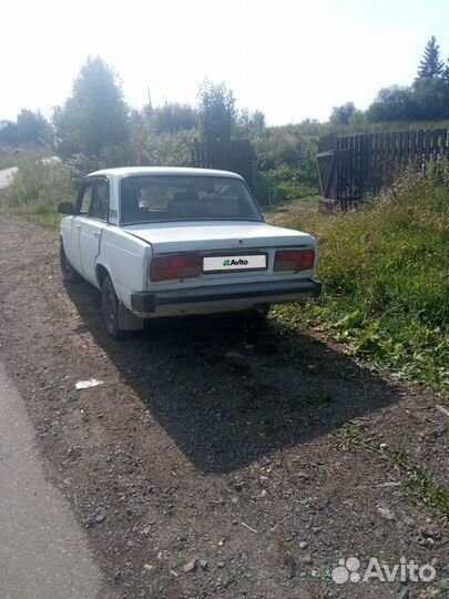 ВАЗ 2107 1.6 МТ, 2002, битый, 48 000 км