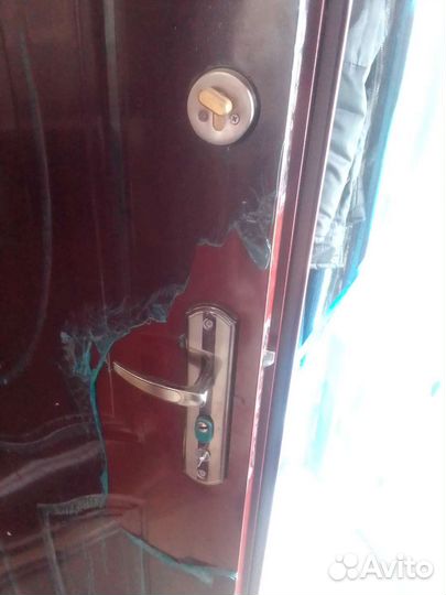 Дверь входная металлическая новая