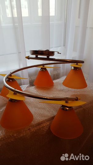 Светильник потолочный