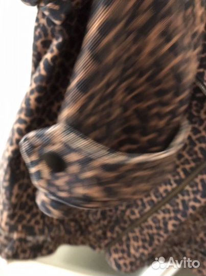 Куртка женская,джинсовая,под леопарда, демисезонна
