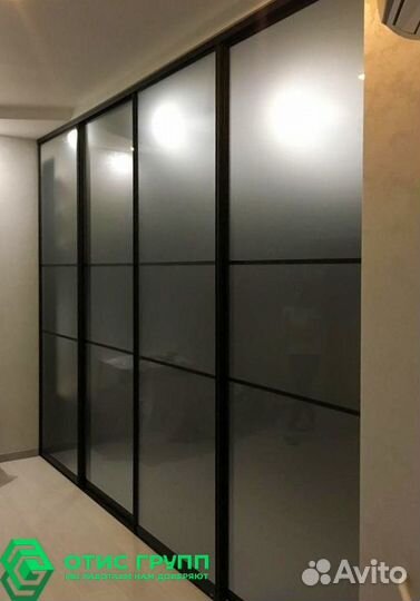 Раздвижные стеклянные перегородки