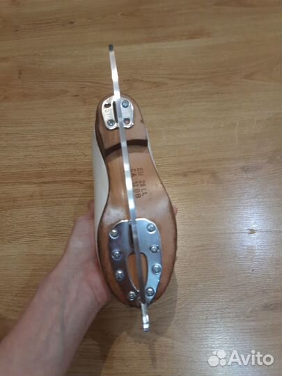 Коньки фигурные Wifa 28р.LL