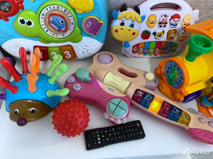 Развивающие игрушки пакетом