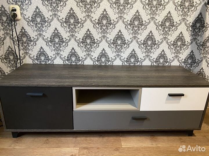 Тумба под тв