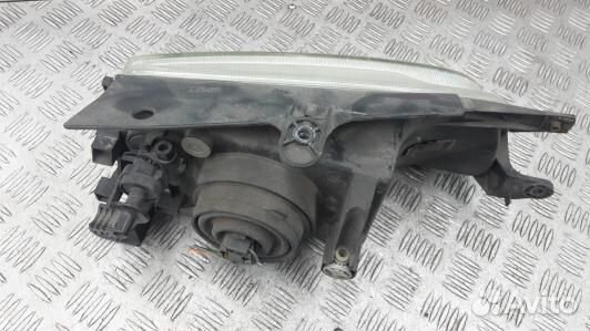 Фара левая peugeot partner 1 (HBE08MR01)