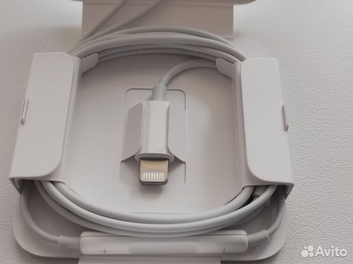 Наушники Apple EarPods Lightning