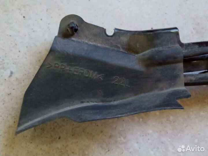 Датчик положения багажника Toyota Land Cruiser 200