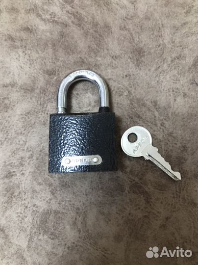 Замок навесной