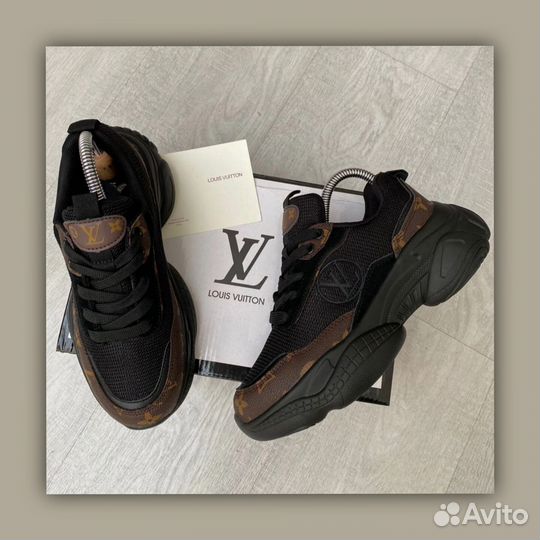 LV 39 кроссовки
