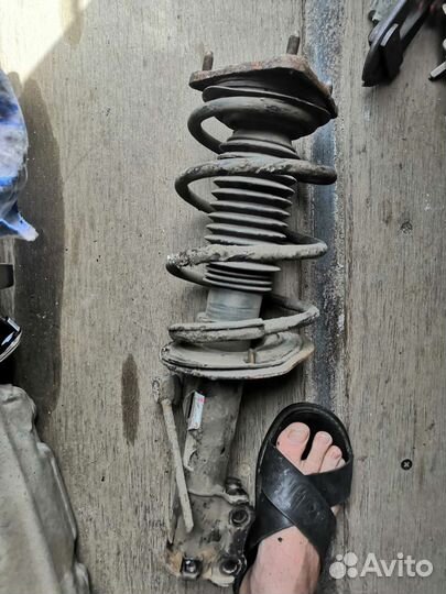 Стойка передняя левая kia ceed 2 jd Hyundai i30 2