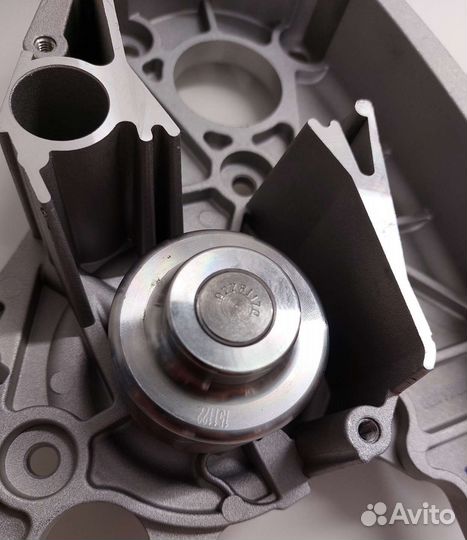 Насос водяной (помпа) Dolz 244/250/290/daily 2.3d