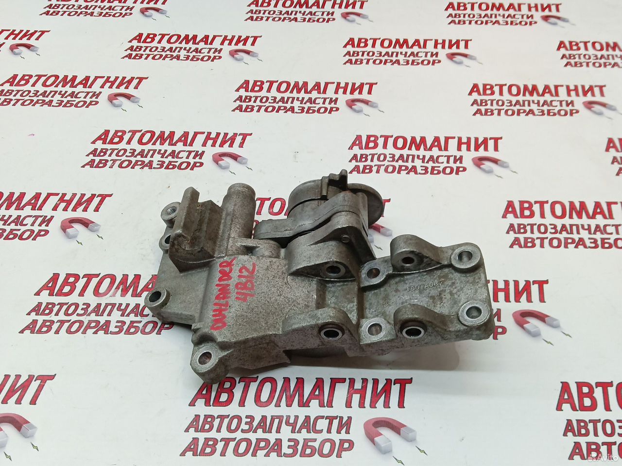 Кронштейн генератора Митсубиси Аутлендер 4В12