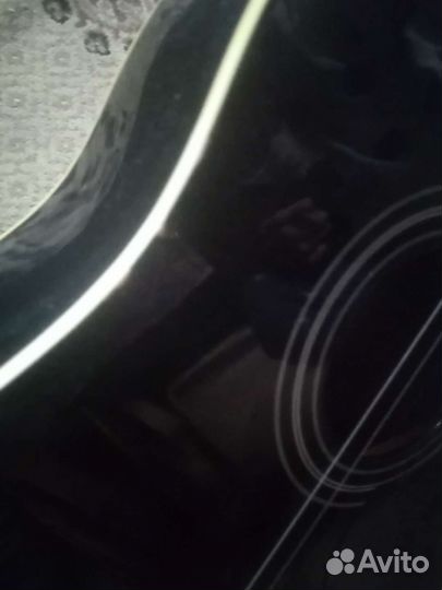 Акустическая гитара