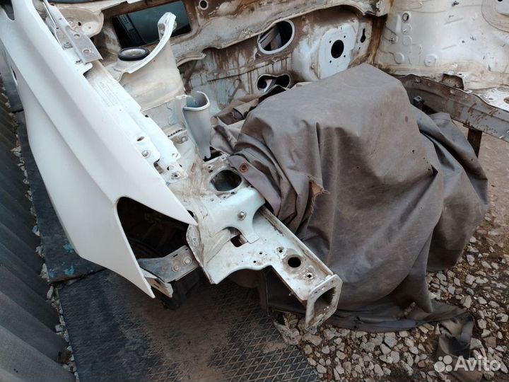 Лонжерон передний правый Volkswagen Polo V рестайл