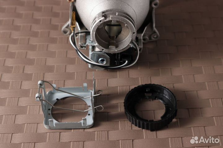 Би-линза Bosch AL 3R d2/d4 + d1/d3