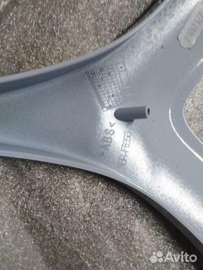 Новый оригинальный пластик Yamaha Aerox